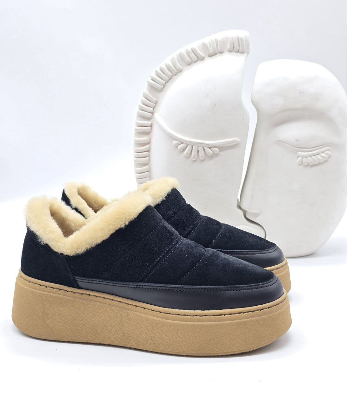 Stivaletto imbottito in pelle scamosciata - DORÉA STORE