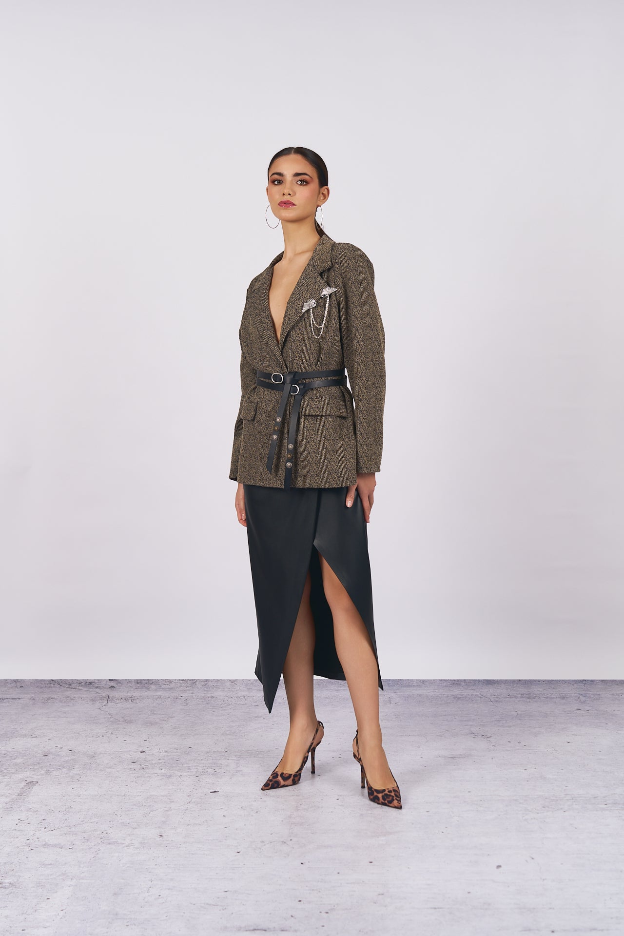 Giacca in Tweed con Cintura - DORÉA STORE