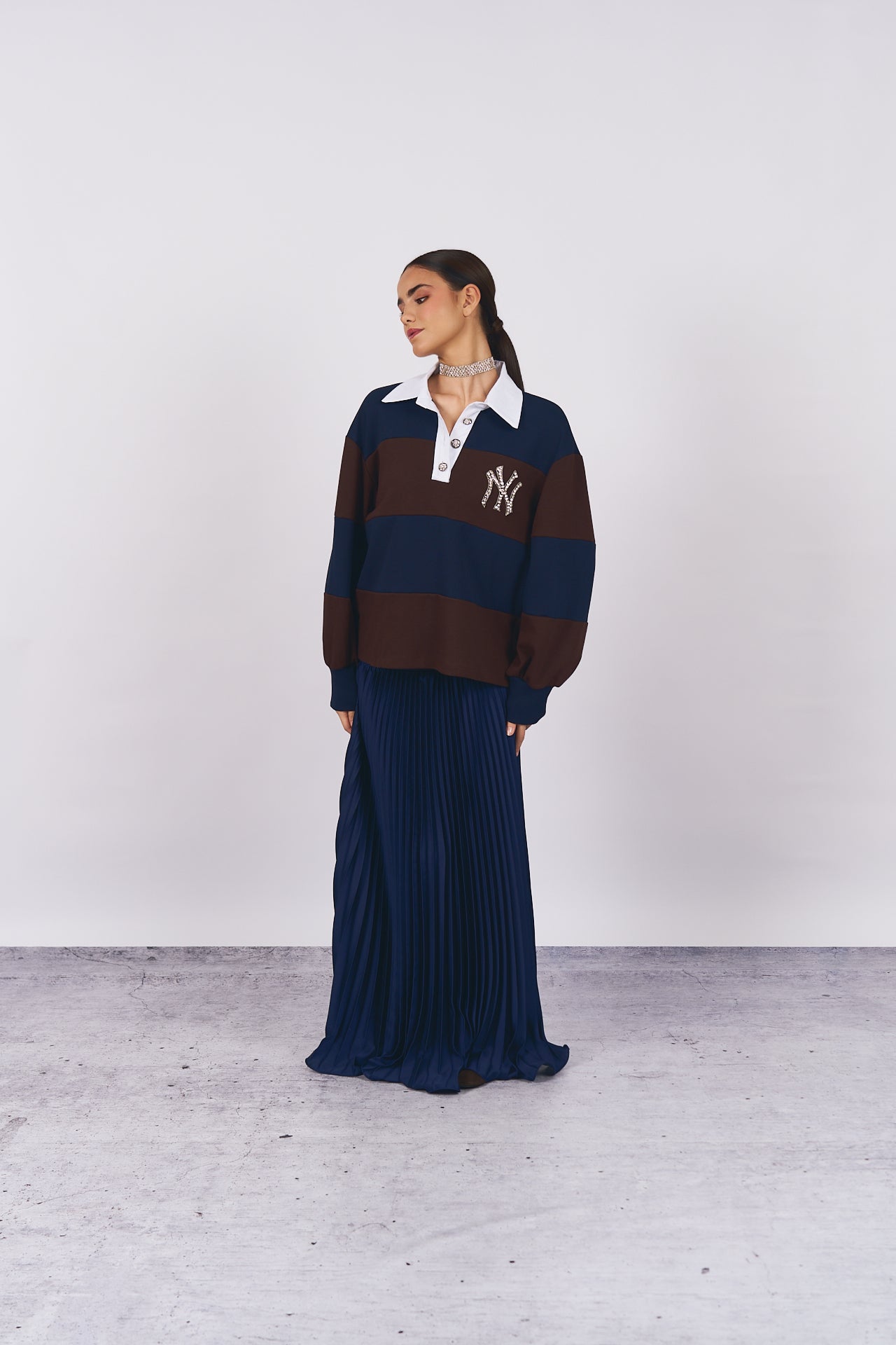 Maglia con colletto bianco - DORÉA STORE