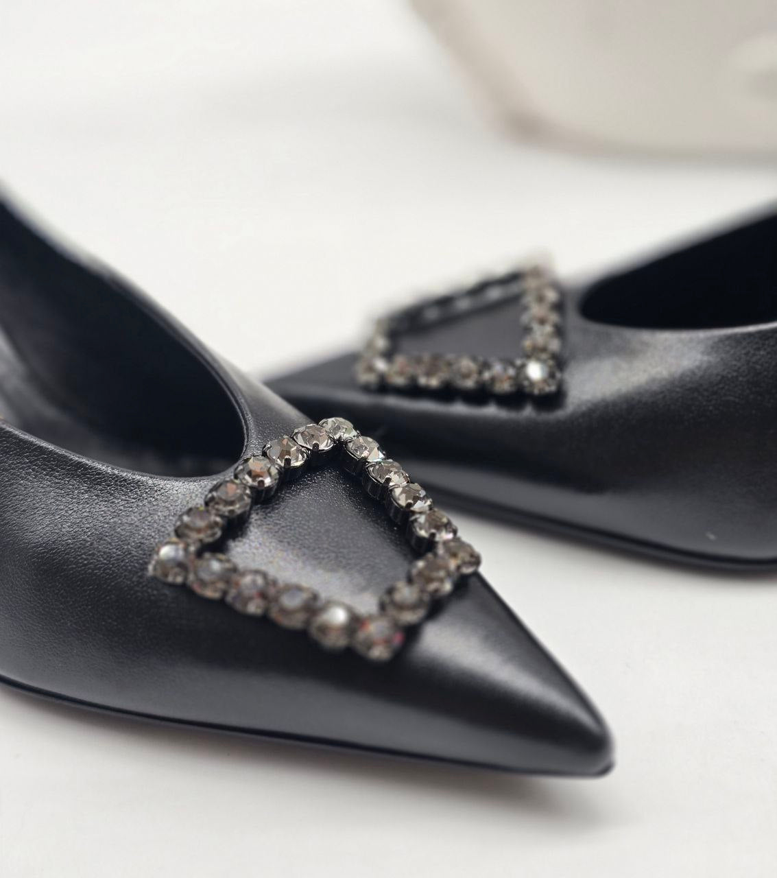 Décolleté in pelle - DORÉA STORE